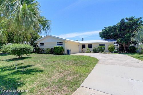 331 Carmine Dr, Cocoa Beach, FL, 32931-3615 | Card Image