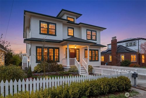 3723 41st Ave Sw, Seattle, WA, 98116-3811 | Card Image