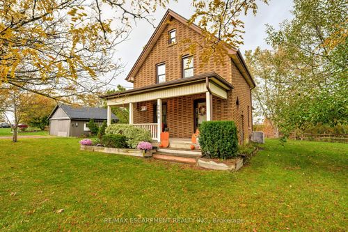 2090 Haldibrook Rd, Binbrook, ON, L0R1C0 | Card Image