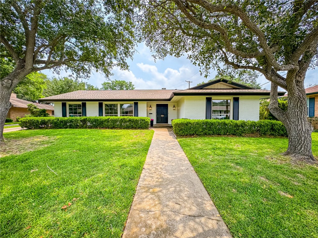 Rainbow Ln, Corpus Christi, TX 78411