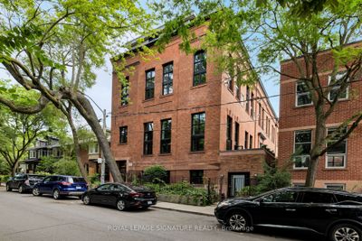 204 - 525 Logan Ave, Condo with 3 bedrooms, 3 bathrooms and 1 parking in Toronto ON | Image 1