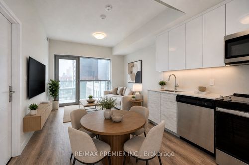 402-60 Frederick St, Kitchener, ON, N2H0C7 | Card Image
