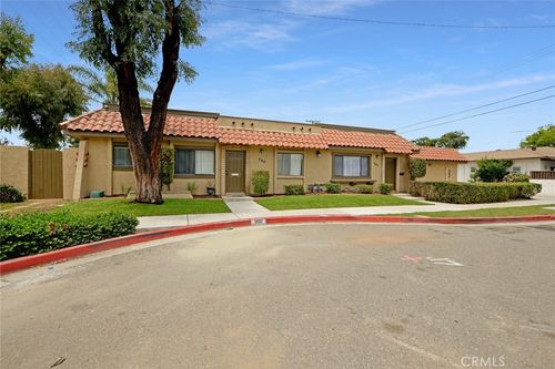 900 N Harbor Blvd, Anaheim, CA, 92805 | Card Image