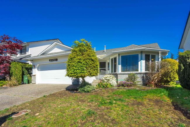 5884 Tyson Road, House other with 3 bedrooms, 2 bathrooms and 2 parking in Chilliwack BC | Image 1