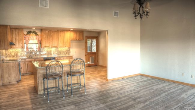 457 N Tomahawk Way, House other with 4 bedrooms, 3 bathrooms and null parking in Concan TX | Image 19