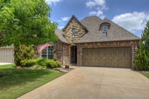 13227 S 68th East Ave, Bixby, OK, 74008-8263 | Card Image