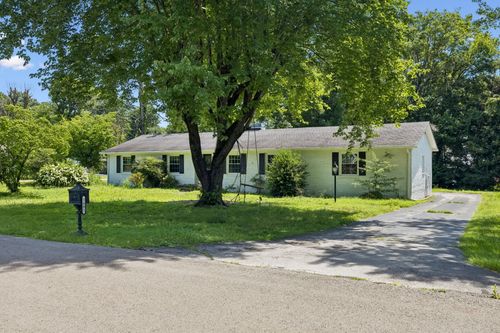 1401 Manor Rd, Columbia, TN, 38401-5107 | Card Image