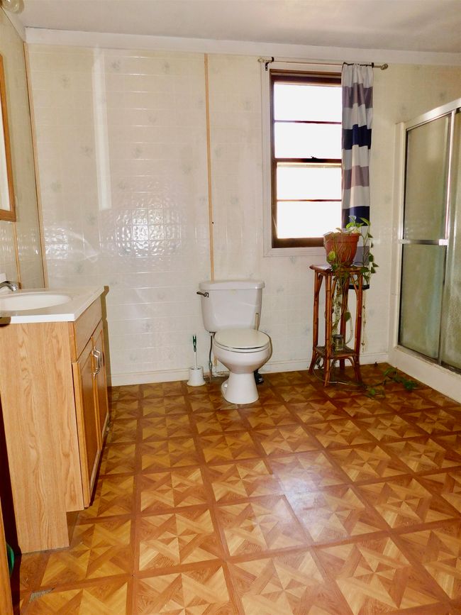 475 Old County Rd, House other with 2 bedrooms, 1 bathrooms and null parking in Deering NH | Image 11