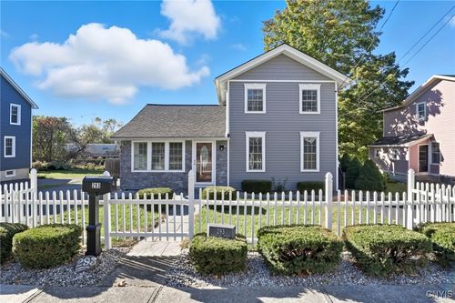 293 Rochester St, Avon, NY, 14414-1036 | Card Image