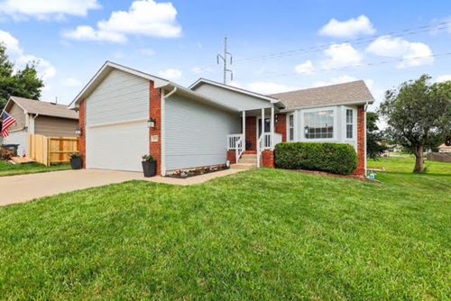 1913 S Honeytree St, Wichita, KS, 67207-5793 | Card Image