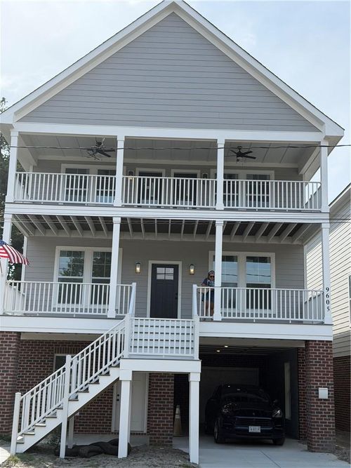 9607 12th Bay St, Norfolk, VA, 23518-1306 | Card Image