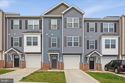 21 Olga Dr, MARTINSBURG, WV, 25403-1797 | Card Image