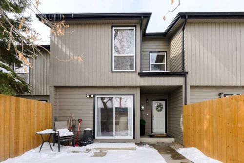 23-420 Grier Ave Ne, Calgary, AB, T2K5X6 | Card Image