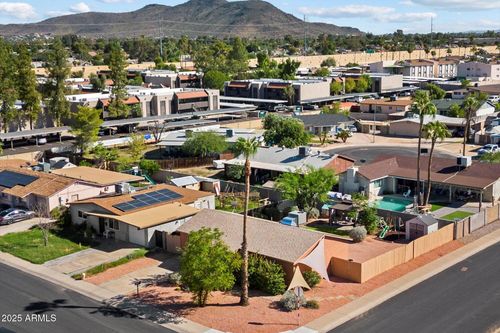 2813 W Port Royale Ln, Phoenix, AZ, 85053-4135 | Card Image