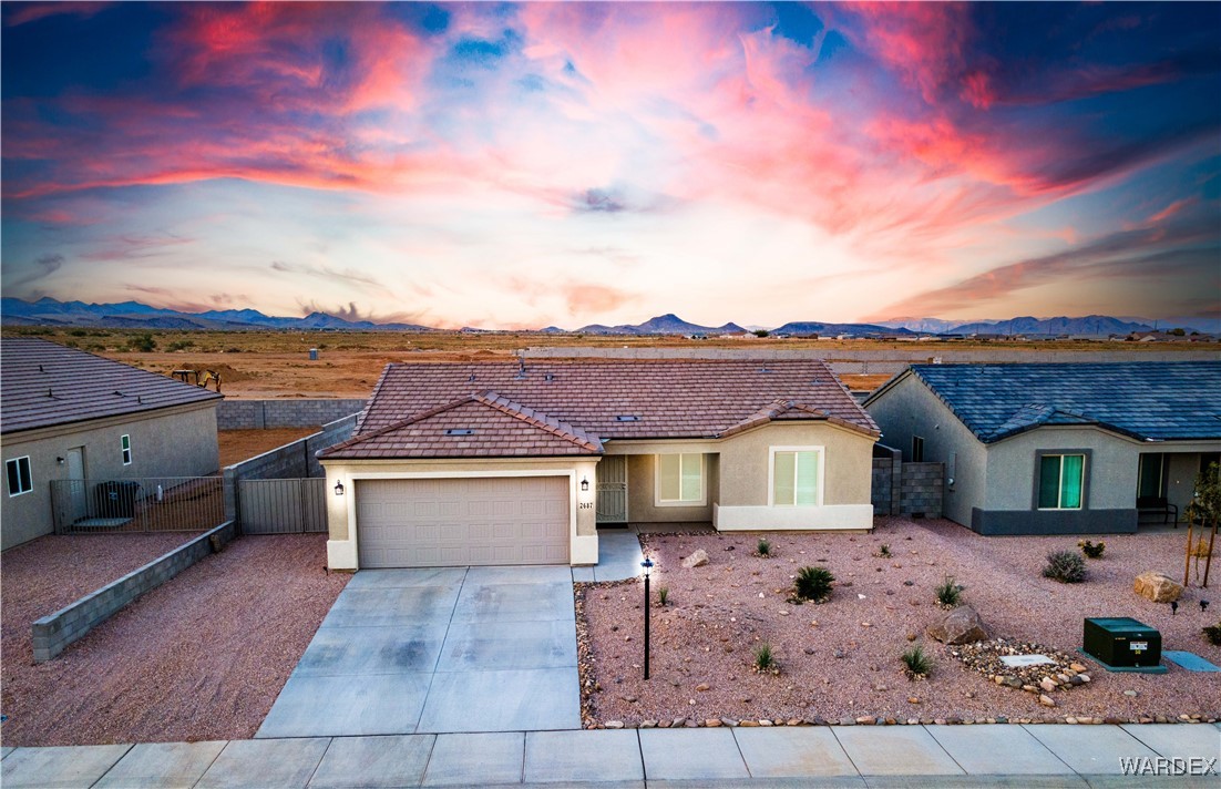 Colina Vis, Kingman, AZ 86409