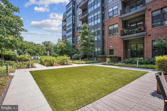 APT-412 - 1761 Old Meadow Rd, Condo with 2 bedrooms, 3 bathrooms and null parking in MCLEAN VA | Image 55