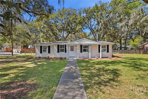 821 Walthour Rd, Savannah, GA, 31410-2615 | Card Image