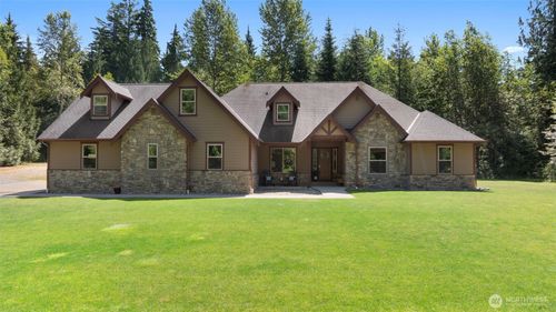 9033 108th St Ne, Arlington, WA, 98223-7571 | Card Image