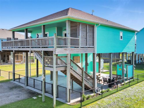 861 Wommack, Crystal Beach, TX, 77650 | Card Image