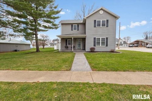 307 N Jefferson St, Washburn, IL, 61570-7550 | Card Image