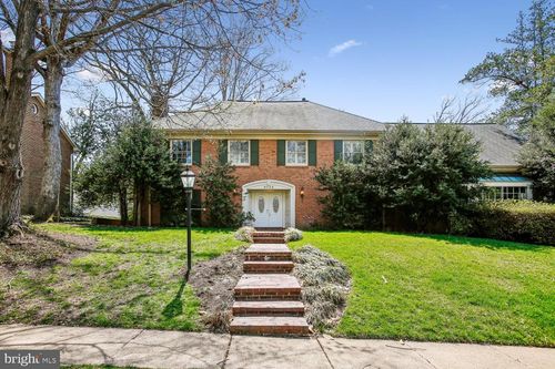 4024 40th St N, Arlington, VA, 22207-4608 | Card Image