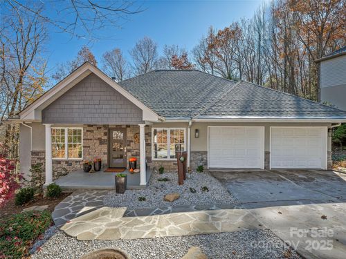 2508 Carriage Falls Ct, Hendersonville, NC, 28791-1816 | Card Image