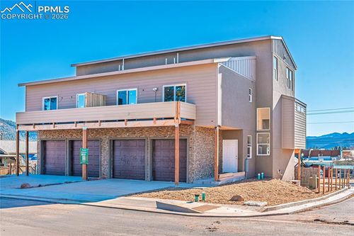 205 W Henrietta Ave, Woodland Park, CO, 80863 | Card Image