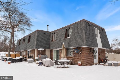 1237 Greeley Ave, IVYLAND, PA, 18974-1761 | Card Image