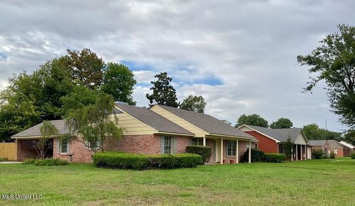 1773 E Sudan, Greenville, MS, 38701 | Card Image