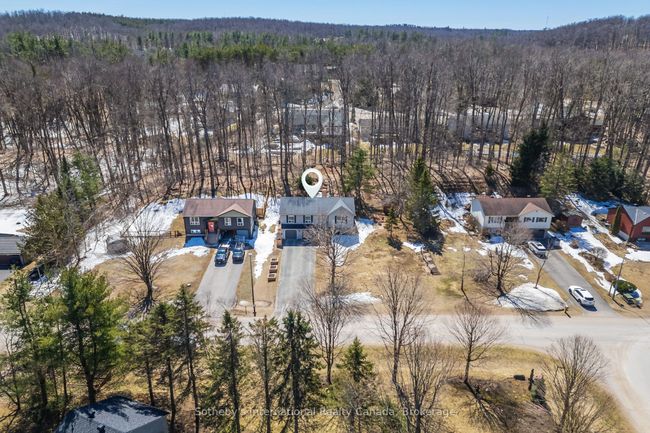 17 Sugarbush Rd, House other with 4 bedrooms, 2 bathrooms and 6 parking in Coldwater ON | Image 34