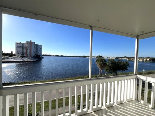 apt-409-18601 Ne 14th Ave, Miami, FL, 33179-4851 | Card Image