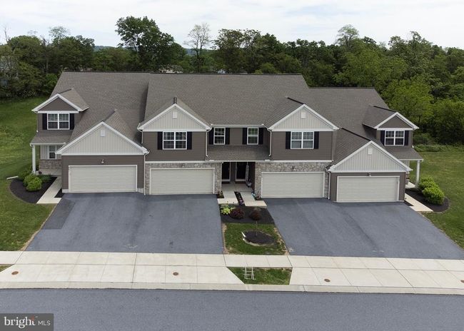 807 Anthony Dr, Townhouse with 3 bedrooms, 3 bathrooms and null parking in HARRISBURG PA | Image 49