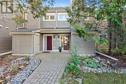 7-467 Oxbow Cres, Collingwood, ON, L9Y5B4 | Card Image