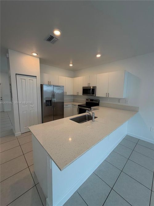 11863-11863 Sw 247th Ter, Homestead, FL, 33032-3017 | Card Image