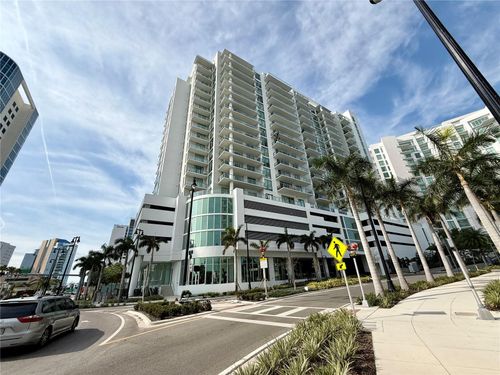 1004-301 Quay Cmns, Sarasota, FL, 34236 | Card Image