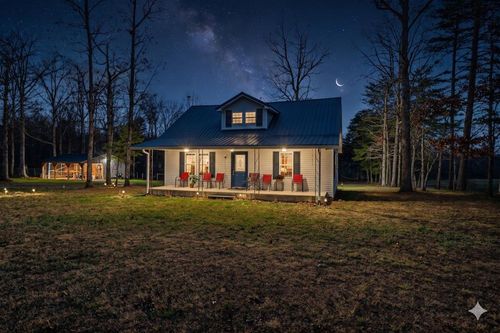 997 Unity Church Rd, Jamestown, TN, 38556-5703 | Card Image