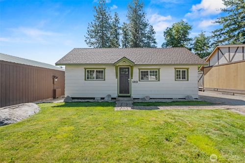 1313 Front St, Leavenworth, WA, 98826-1435 | Card Image