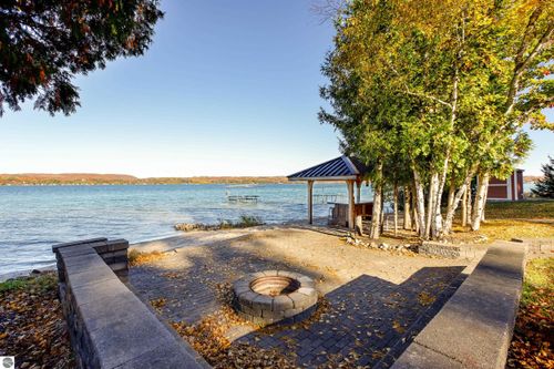 6019 Crystal Ave, Beulah, MI, 49617-9545 | Card Image