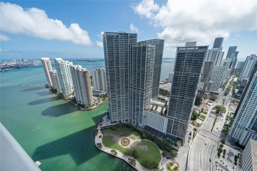 4902-200 Biscayne Boulevard Way, Miami, FL, 33131 | Card Image