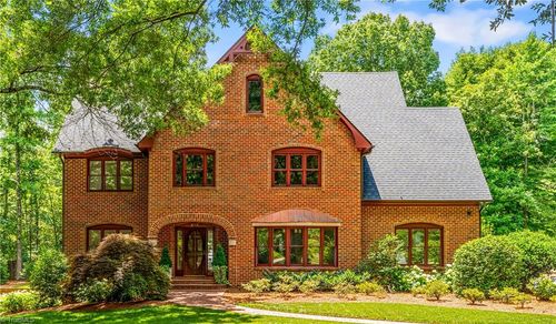 807 Blanton Pl, Greensboro, NC, 27408-3186 | Card Image