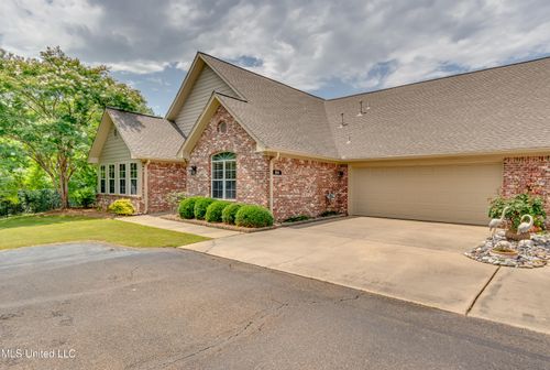804 Charmant Pl, Ridgeland, MS, 39157-4338 | Card Image