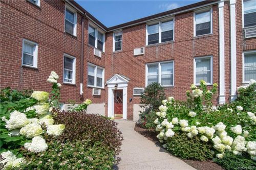 1e-706 Palmer Court, Mamaroneck, NY, 10543 | Card Image