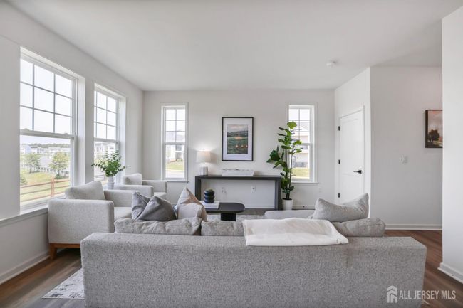 45 E Verbena Lane, House other with 3 bedrooms, 3 bathrooms and null parking in Old Bridge NJ | Image 5