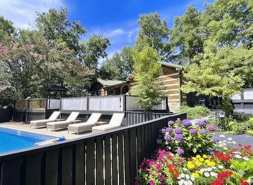 2169 Ranch Rd, Dandridge, TN, 37725-5947 | Card Image