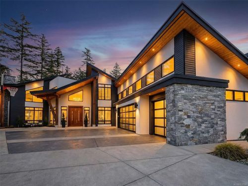2220 Riviera Pl, Victoria, BC, V9B0Y5 | Card Image
