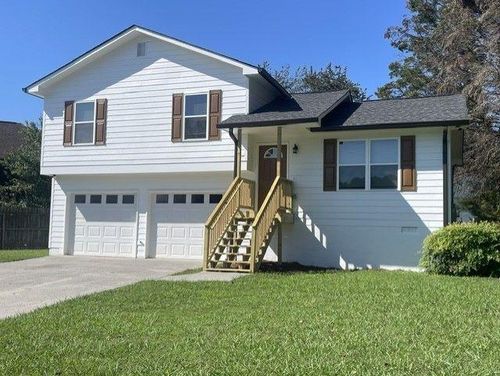 105 Thornwood Dr, Cartersville, GA, 30121-4249 | Card Image