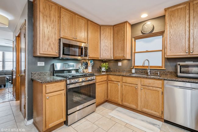 UNIT-1 - 3236 N Leavitt St, Home with 1 bedrooms, 2 bathrooms and null parking in Chicago IL | Image 6