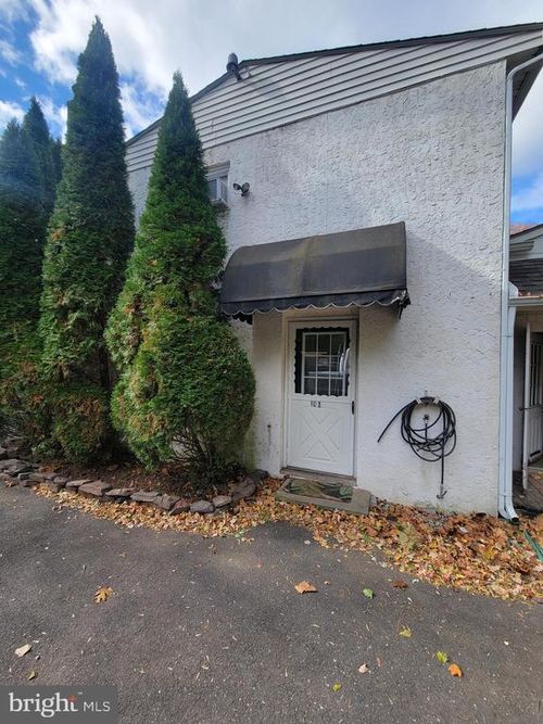 apt-101-1122 Taylorsville Rd, WASHINGTON CROSSING, PA, 18977-1110 | Card Image