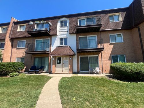 2n-9480 Bay Colony Dr, Des Plaines, IL, 60016-3661 | Card Image