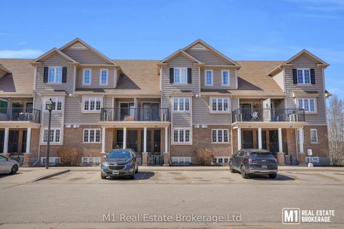 46b-15 Carere Cres, Guelph, ON, N1E0K4 | Card Image